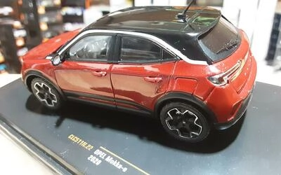 IXO 1/43 - OPEL MOKKA E - METALLIC RED - 2020