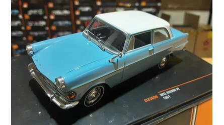 IXO 1/43 -  OPEL REKORD P2 - 1961 - WITHE /BLUE 