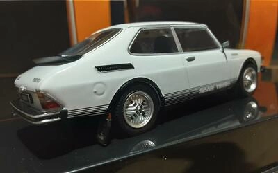 IXO 1/43 - SAAB 99 TURBO STATION WAGON COUPE - WHITE - 1977