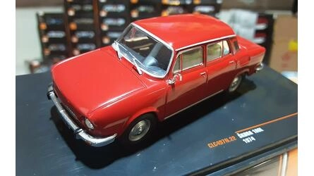 IXO 1/43 - SKODA 100 L - RED - 1974