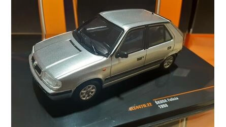 IXO 1/43 - SKODA FELICIA - SILVER - 1998