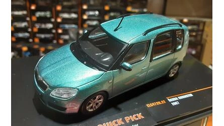 IXO 1/43 - SKODA ROOMSTER - METALLIC LIGHT BLUE - 2007
