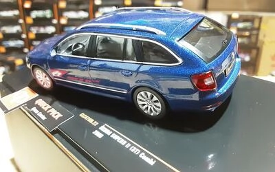 IXO 1/43 - SKODA SUPERD II (3T) STATION WAGON - METALLIC BLU