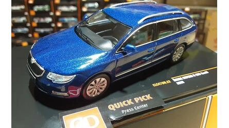 IXO 1/43 - SKODA SUPERD II (3T) STATION WAGON - METALLIC BLU