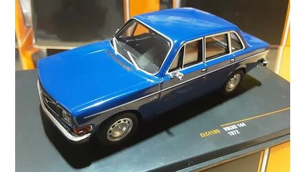 IXO 1/43 - VOLVO 144 - DARK BLUE - 1972