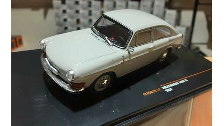 IXO 1/43 - VW 1600 TL - BEIGE - 1969