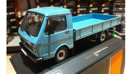 IXO 1/43 -  VW LT 28 - LIGHT BLUE - 1978