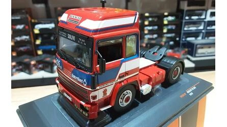 IXO 1/43 - BERLIET TR 305 - RED - 1978