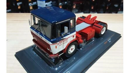 IXO 1/43 - DAF 2600 - 1970 - BLUE/RED/WHITE