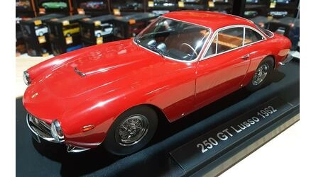 KK SCALE MODELS 1/18 - FERRARI 250 GT LUSSO - 1962 - RED 