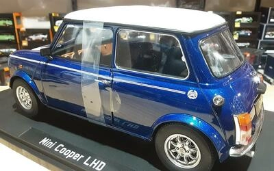 KK SCALE MODELS 1/12 - MINI COOPER LHD - BLUE METALLIC / WHI
