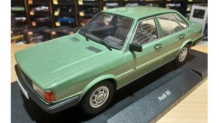 MCG 1/18 - AUDI 80 CL (B2) - METALLIC GREEN - 1978