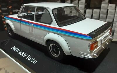 MCG 1/18 - BMW 2002 TURBO - WHITE - 1973