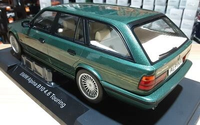 MCG 1/18 - BMW ALPINA B 10 4.6 TOURING (E34) - METALLIC DARK
