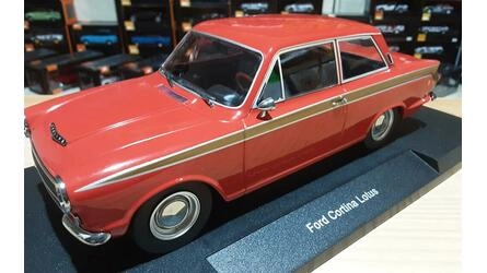 MCG 1/18 - FORD CORTINA LOTUS - 1966 - RED/OURO