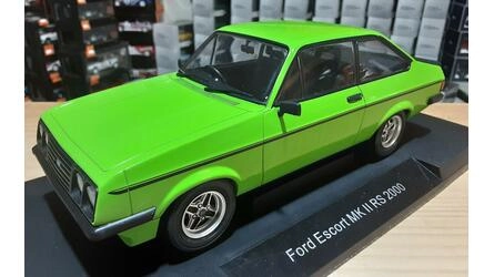 MCG 1/18 - FORD ESCORT MK II RS 2000 RHD - LIGHT GREEN