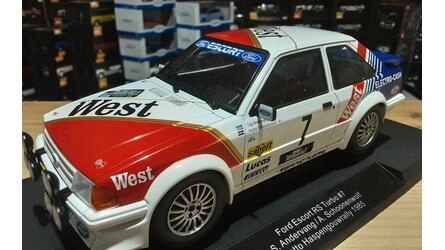 MCG 1/18 - FORD ESCORT MK IIII RS TURBO - Nº 7 RALLY 