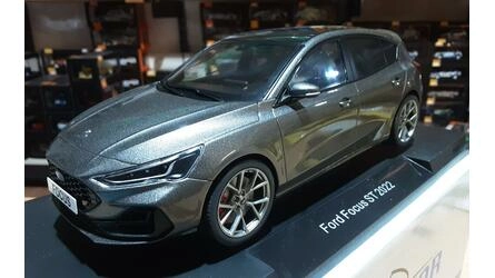 MCG 1/18 - FORD FOCUS ST TRACK - GREY METTALIC - 2022