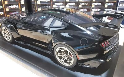 MCG 1/18 - FORD MUSTANG GTD  5.2L V8 COUPE - BLACK - 2025