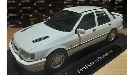 MCG 1/18 - FORD SIERRA RS COSWORTH 4X4 - WHITE - 1992
