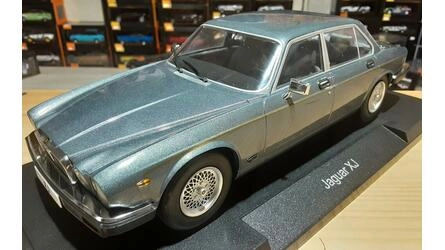 MCG 1/18 - JAGUAR XJ SERIES III - METALLIC GREY - 1979