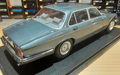 MCG 1/18 - JAGUAR XJ SERIES III - METALLIC GREY - 1979