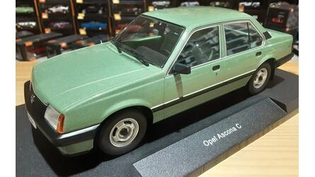 MCG 1/18 - OPEL ASCONA C  - 1981 - METALLIC LIGHT GREEN