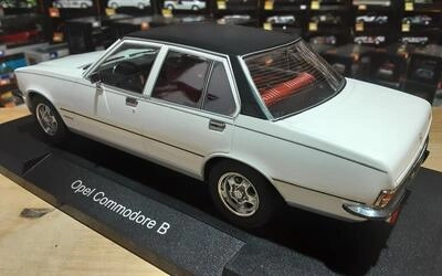 MCG 1/18 - OPEL COMMODORE B GS/E - 1972 - WHITE