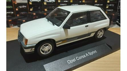 MCG 1/18 - OPEL CORSA A SPRINT - 1983 - WHITE