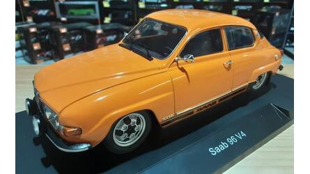 MCG 1/18 - SAAB 96 V4 - 1970 - ORANGE