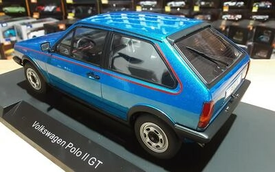 MCG 1/18 - VW POLO II COUPÉ GT - METALLIC BLUE - 1985