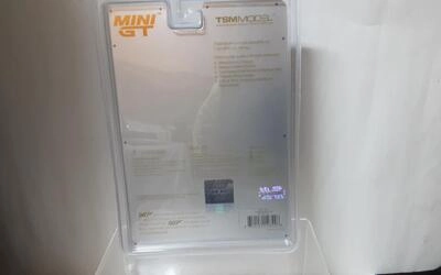 MINI GT 1/64 - BMW 750IL (E39) - TOMORROW NEVER DIE - SILVER