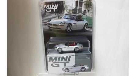 MINI GT 1/64 - BMW Z8 - 2003 - TITANIUM SILVER