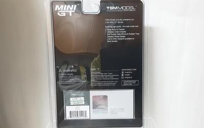 MINI GT 1/64 - BMW Z8 - 2003 - TITANIUM SILVER