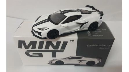 MINI GT 1/64 - CHEVROLET CORVETTE Z06 - ARCTIC WHITE