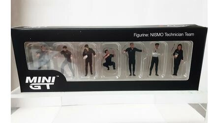 MINI GT 1/64 - NISSAN NISMO TECHNICAN TEAM FIGURE