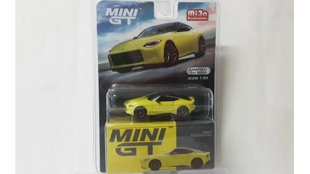 MINI GT 1/64 - NISSAN Z - PROTO SPEC - IKAZUCHI YELLOW