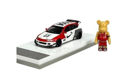 MYMODELCOLLECT 1/64 - HONDA CIVIC EG6 - NIKE WITH BEAR FIGUR