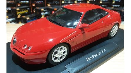 NOREV 1/18  -  ALFA ROMEO GTV - 1999 - RED