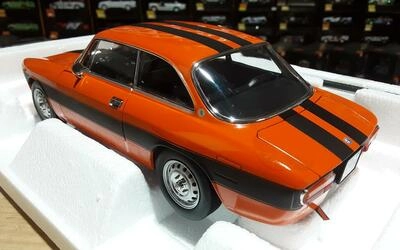 NOREV 1/18 - ALFA ROMEO 2000 GTV - ORANGE - 1973