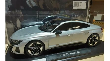 NOREV 1/18 - AUDI RS E TRON GT - SILVER - 2021