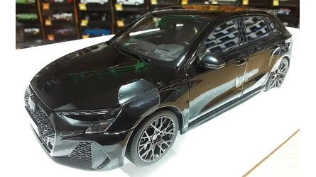 NOREV 1/18 - AUDI RS3 - MYTH BLACK - 2025