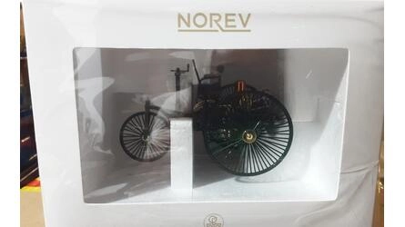 NOREV 1/18 - BENZ PATENT - MOTORWAGEN - 1886 - GREEN