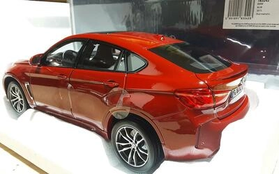 NOREV 1/18 - BMW X6 M - RED METALLIC - 2015