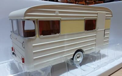 NOREV 1/18  - CARAVANA - DIGUE PANORÂMICA 14 ROULOTTE - 1960