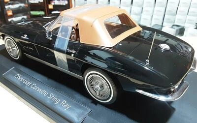NOREV 1/18 - CHEVROLET CORVETTE STINGRAY CABRIOLET - 1963 - 