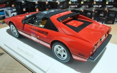 NOREV 1/18 - FERRARI 308 GTS - 1982 - RED