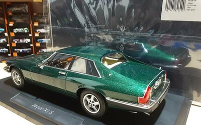 NOREV 1/18 - JAGUAR XJ-S 5.3 HE COUPE - 1982 - GREEN METALIC