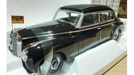 NOREV 1/18 - MERCEDES 300 - 1955 KONRAD ADENAUER