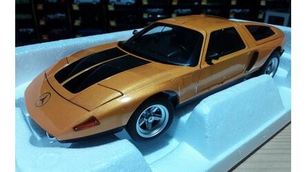 NOREV 1/18 - MERCEDES BENZ C 111/II - WHITE AUTUMM METALLIC 